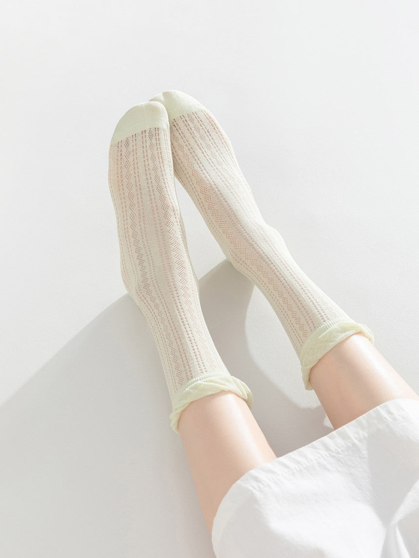 Universal Sheer Socks